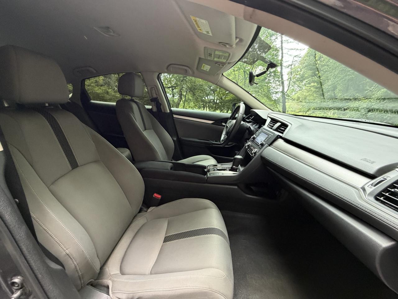 Honda Civic LX Sedan CVT 2017