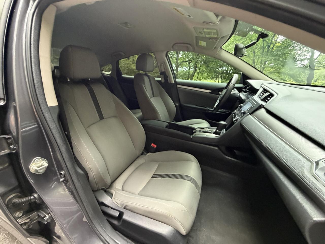 Honda Civic LX Sedan CVT 2017