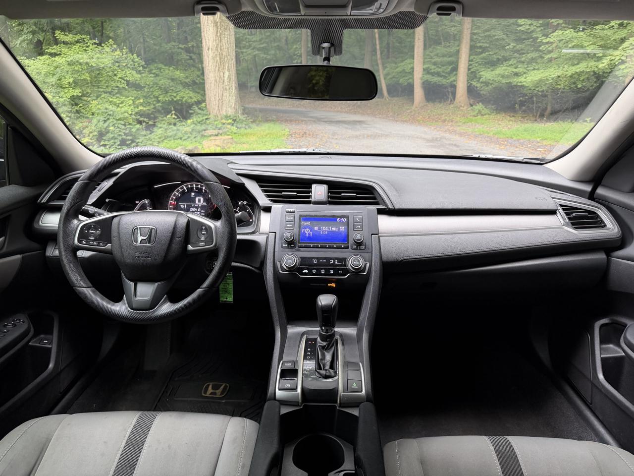 Honda Civic LX Sedan CVT 2017