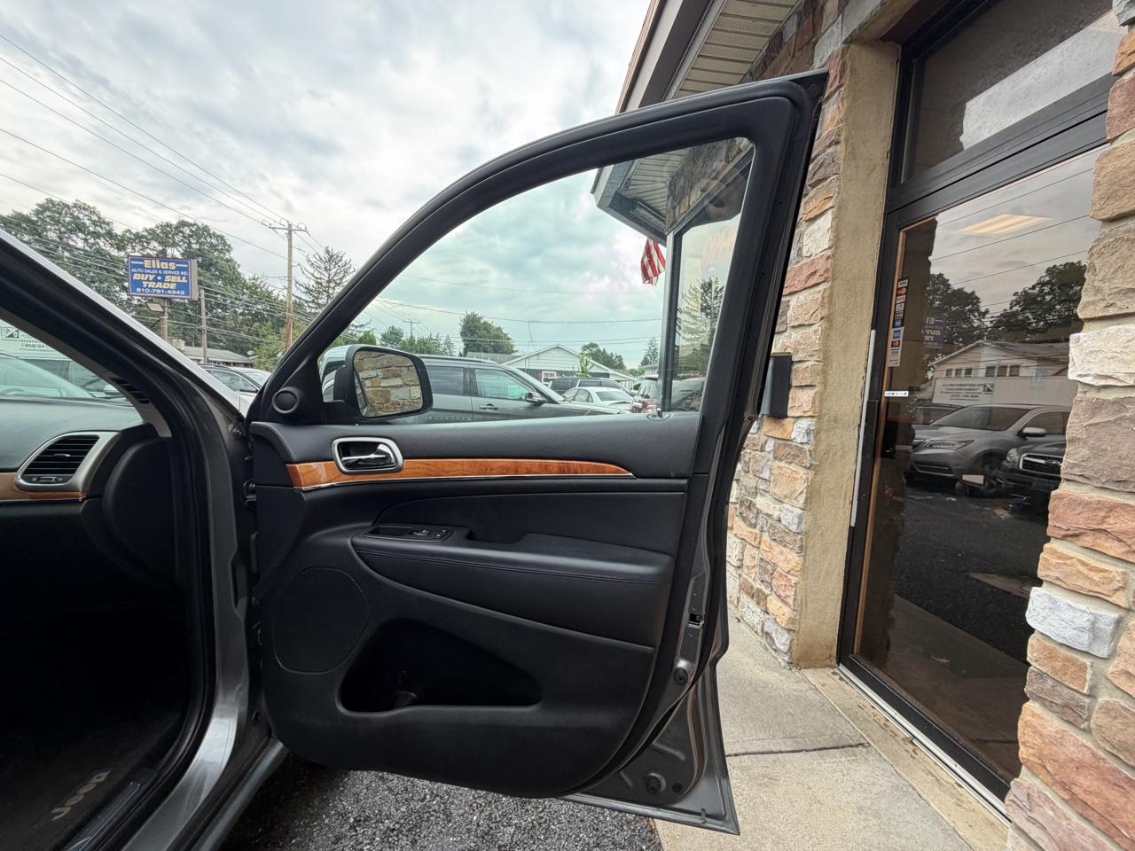 Jeep Grand Cherokee Overland 4WD 2013