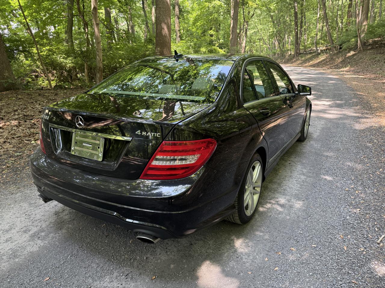 Mercedes-Benz C-Class C300 4MATIC Luxury Sedan 2012
