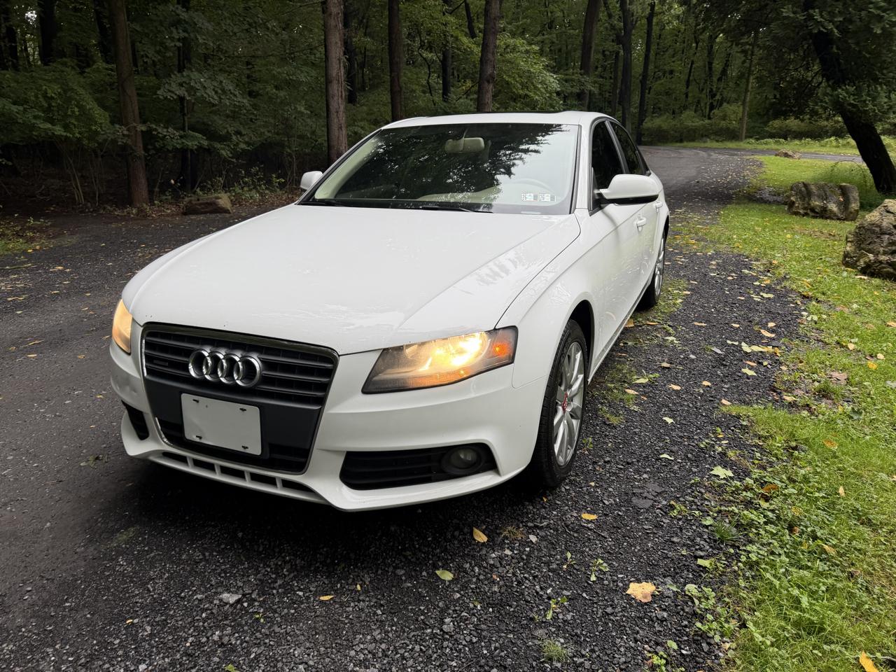 Audi A4 2.0T Sedan quattro Tiptronic 2012