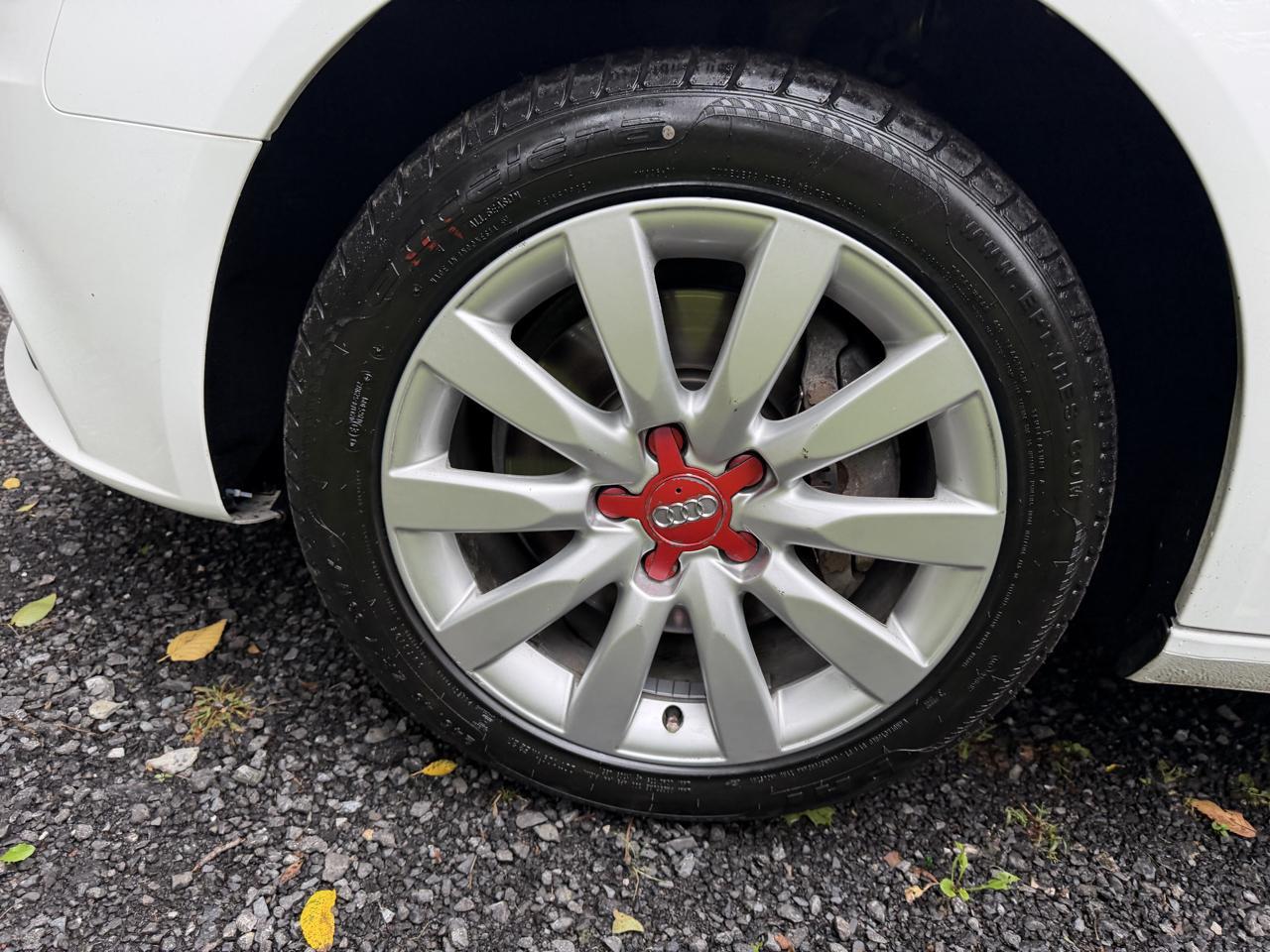 Audi A4 2.0T Sedan quattro Tiptronic 2012