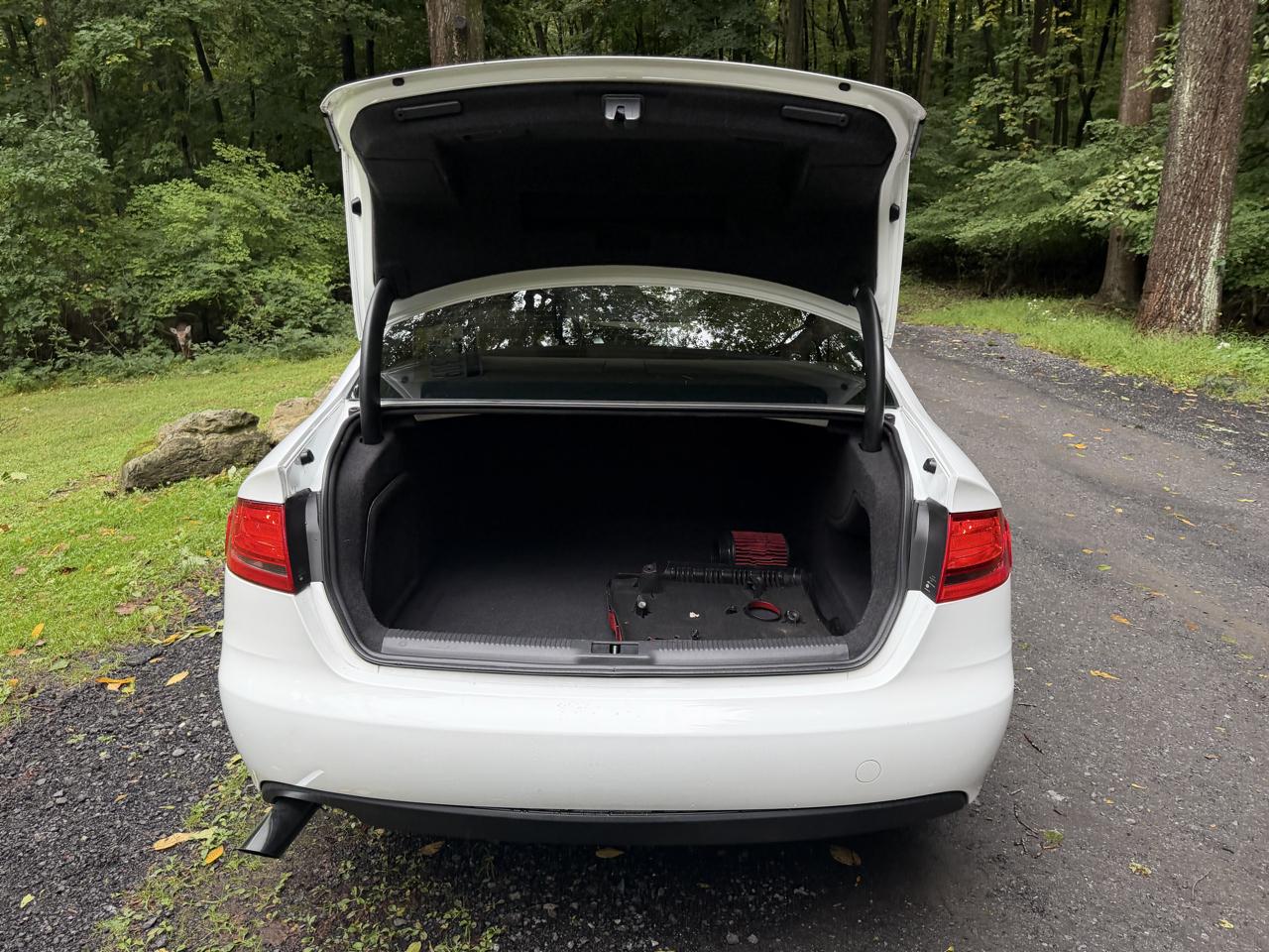 Audi A4 2.0T Sedan quattro Tiptronic 2012