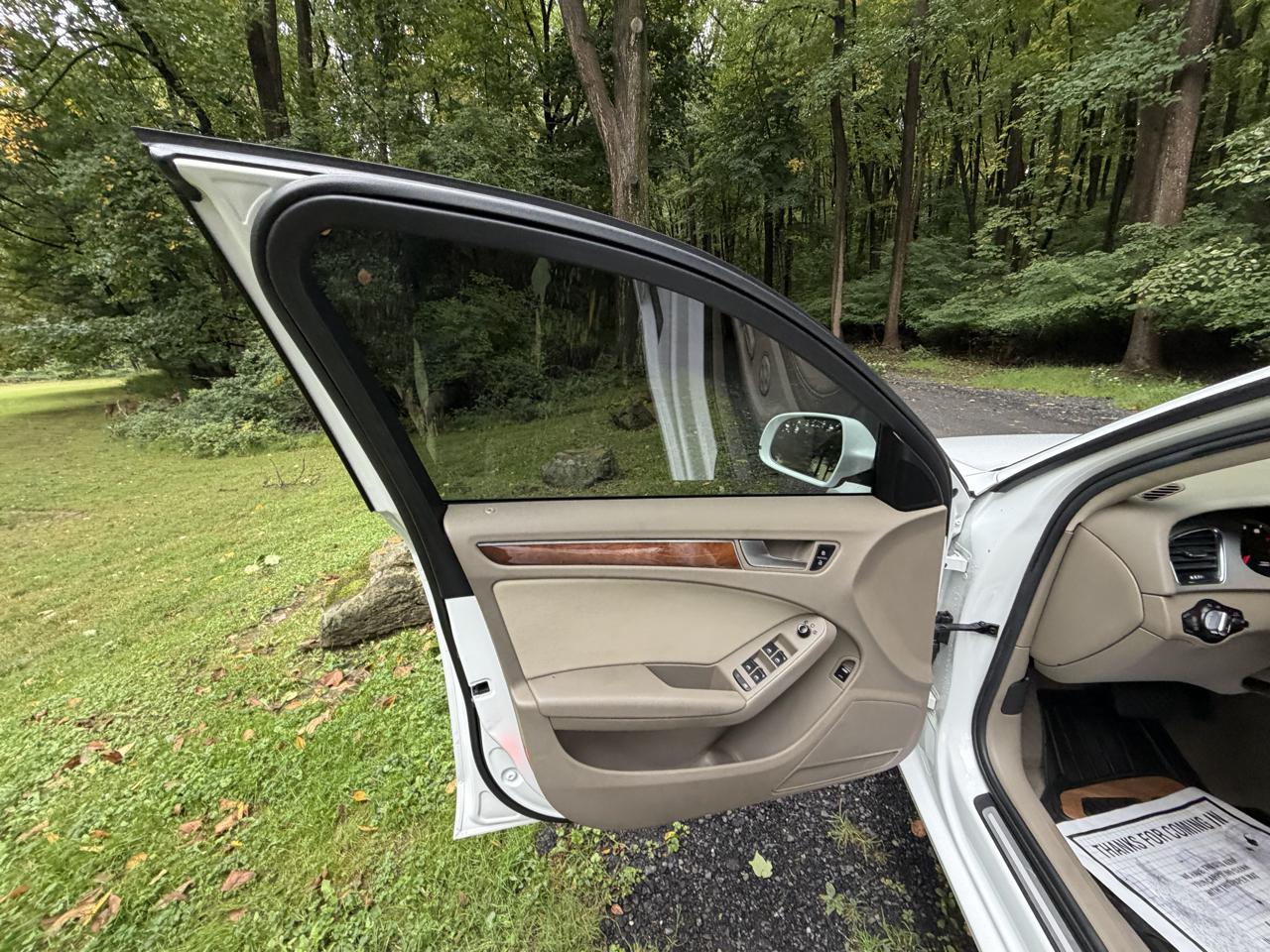 Audi A4 2.0T Sedan quattro Tiptronic 2012
