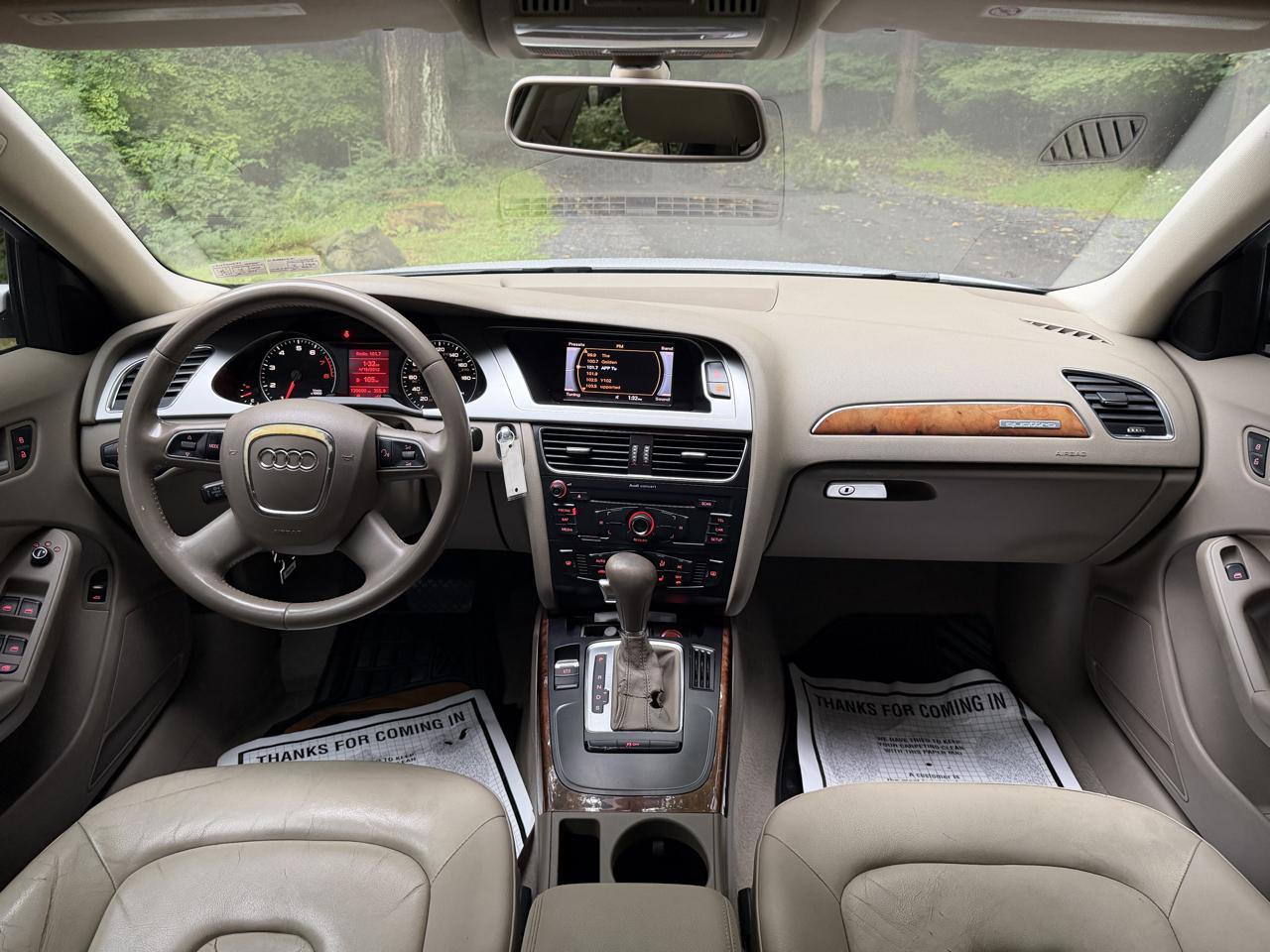 Audi A4 2.0T Sedan quattro Tiptronic 2012