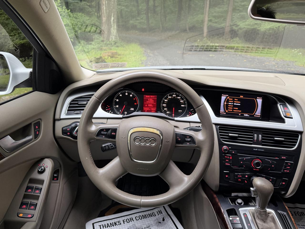 Audi A4 2.0T Sedan quattro Tiptronic 2012