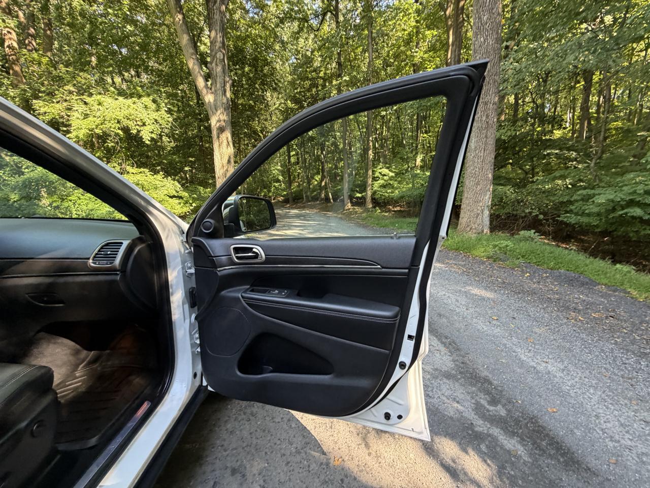 Jeep Grand Cherokee Limited 4WD 2015