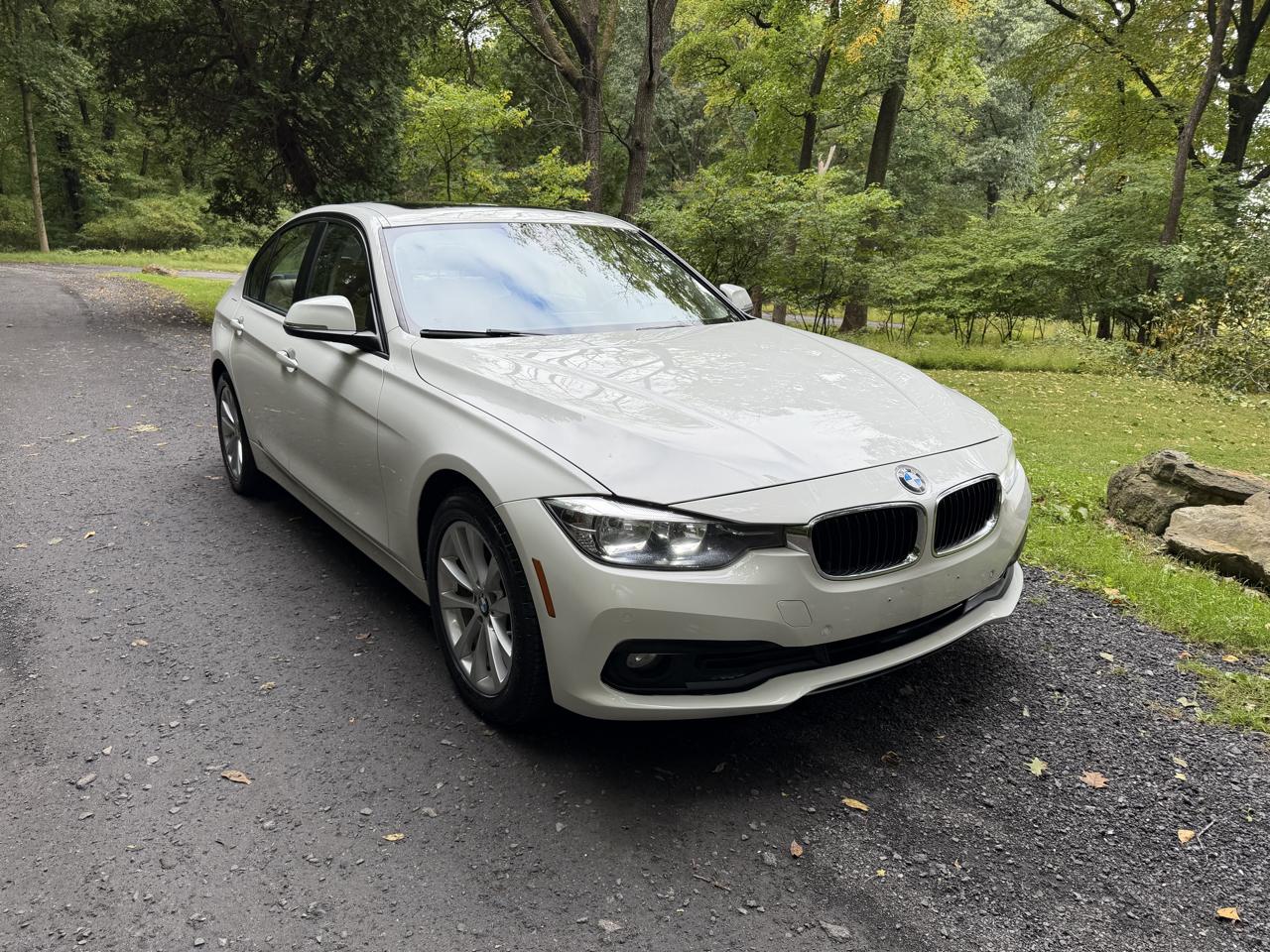 BMW 3-Series 320i xDrive Sedan 2017