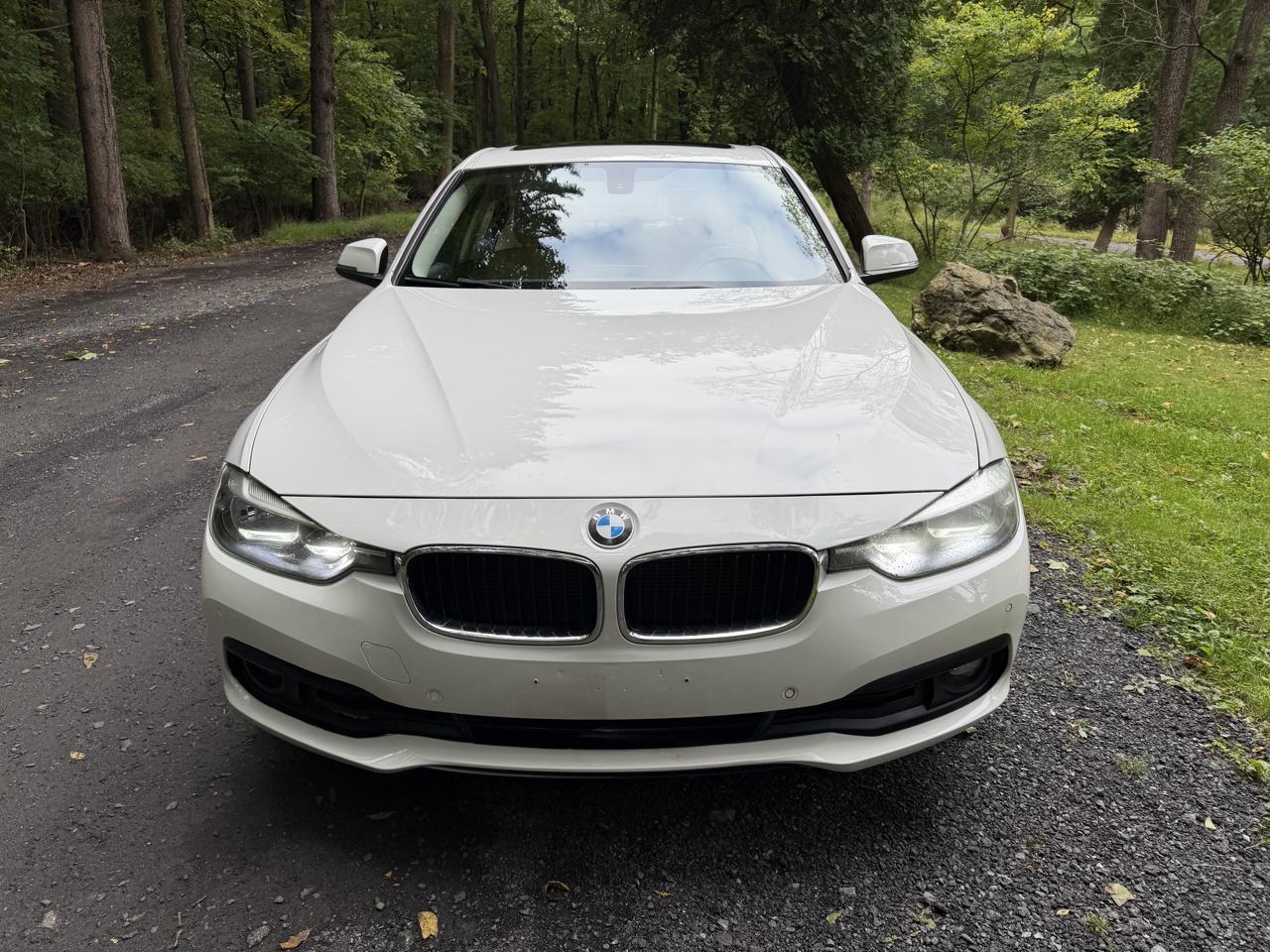 BMW 3-Series 320i xDrive Sedan 2017