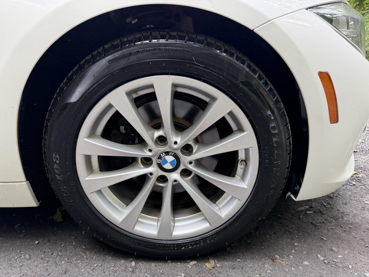 BMW 3-Series 320i xDrive Sedan 2017