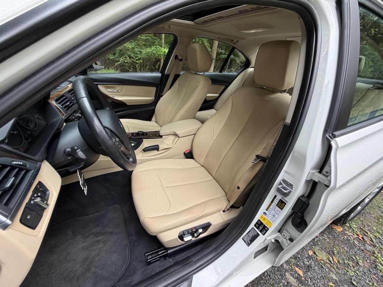 BMW 3-Series 320i xDrive Sedan 2017
