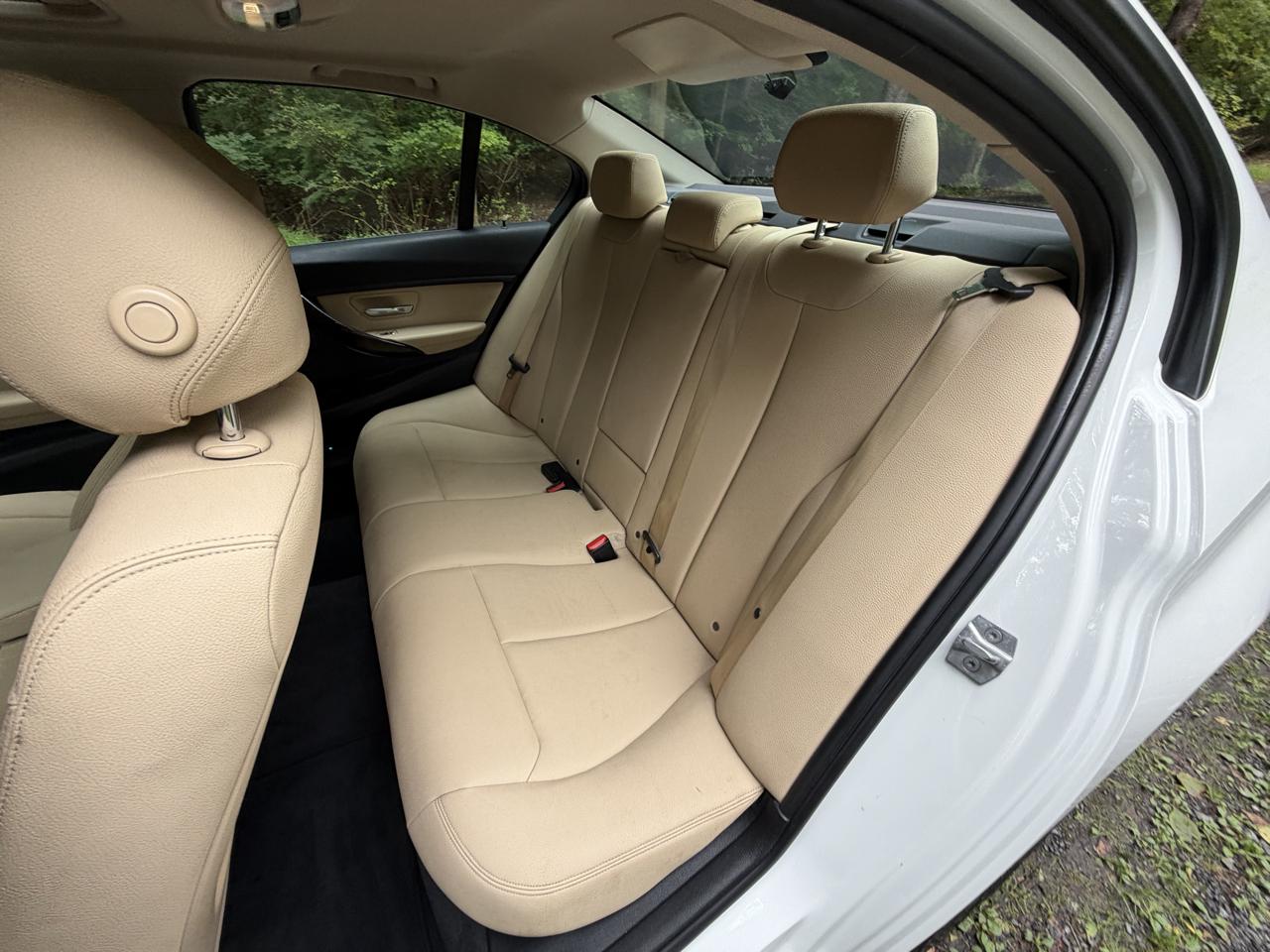 BMW 3-Series 320i xDrive Sedan 2017