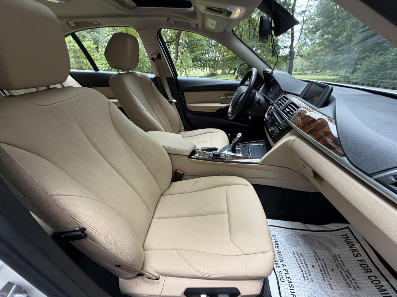 BMW 3-Series 320i xDrive Sedan 2017