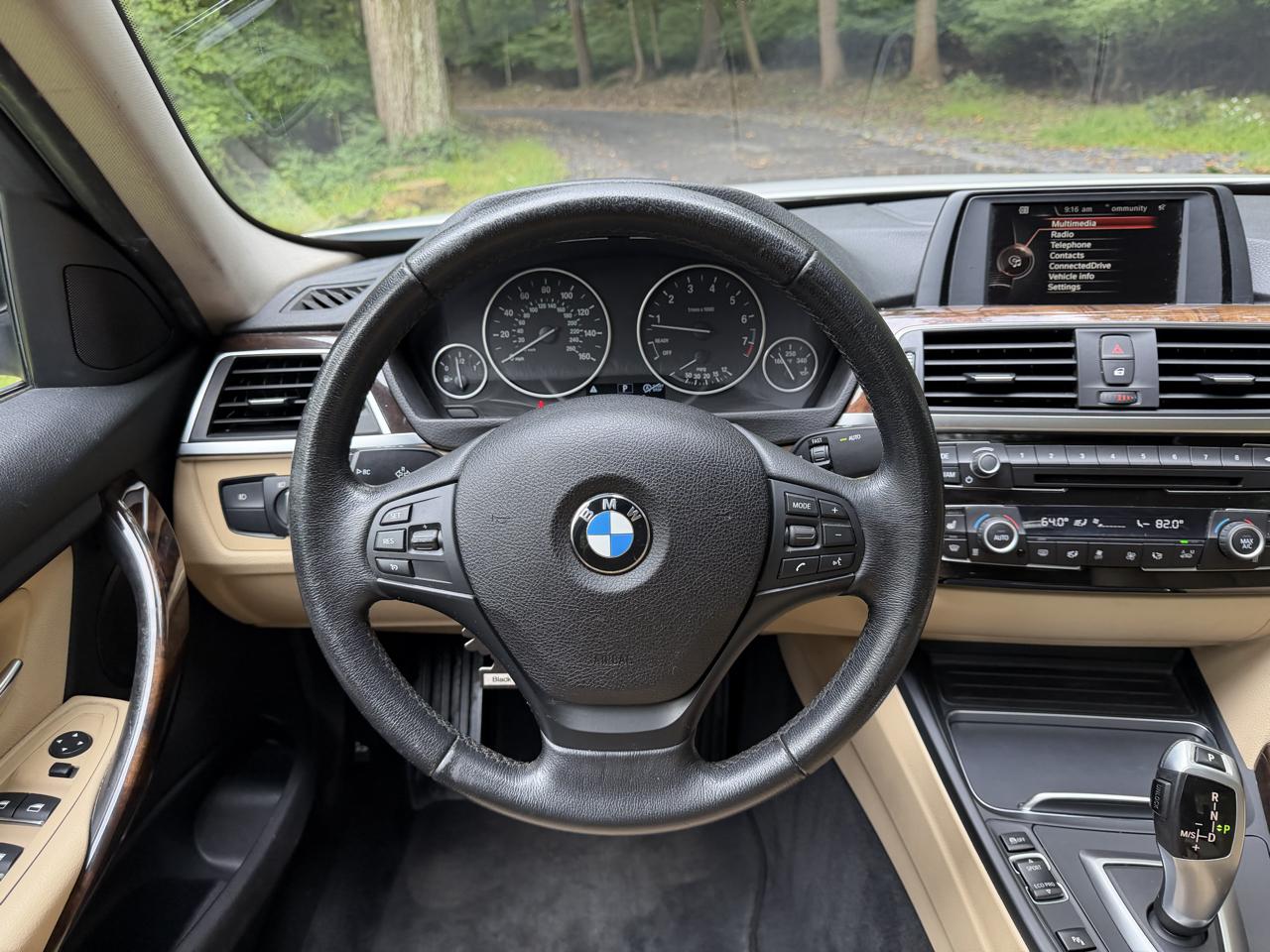 BMW 3-Series 320i xDrive Sedan 2017