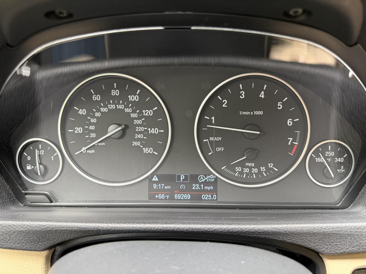 BMW 3-Series 320i xDrive Sedan 2017