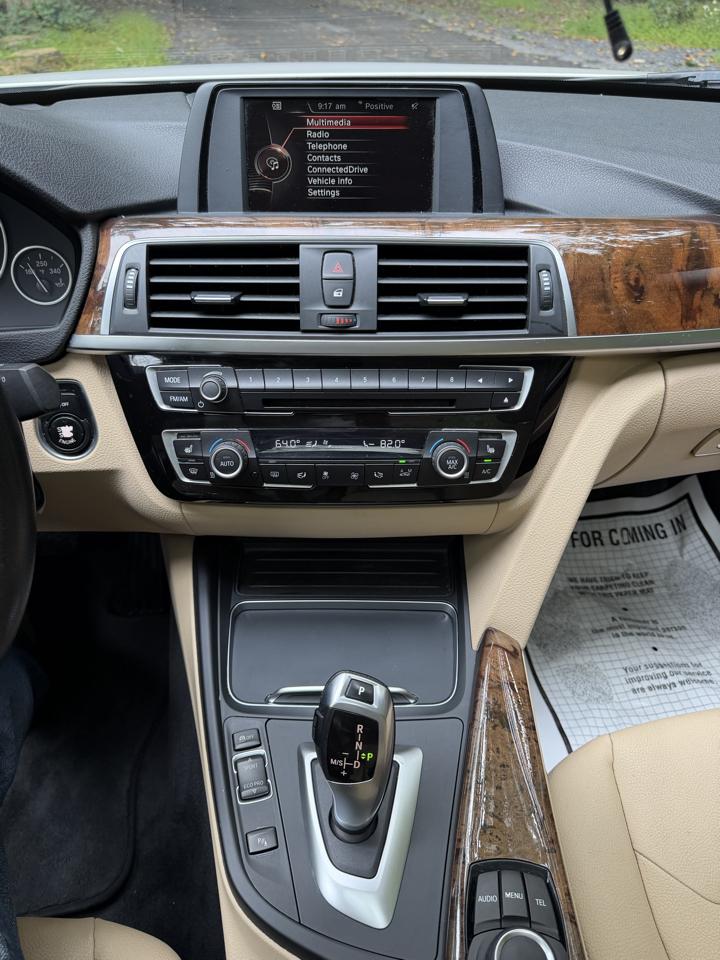 BMW 3-Series 320i xDrive Sedan 2017