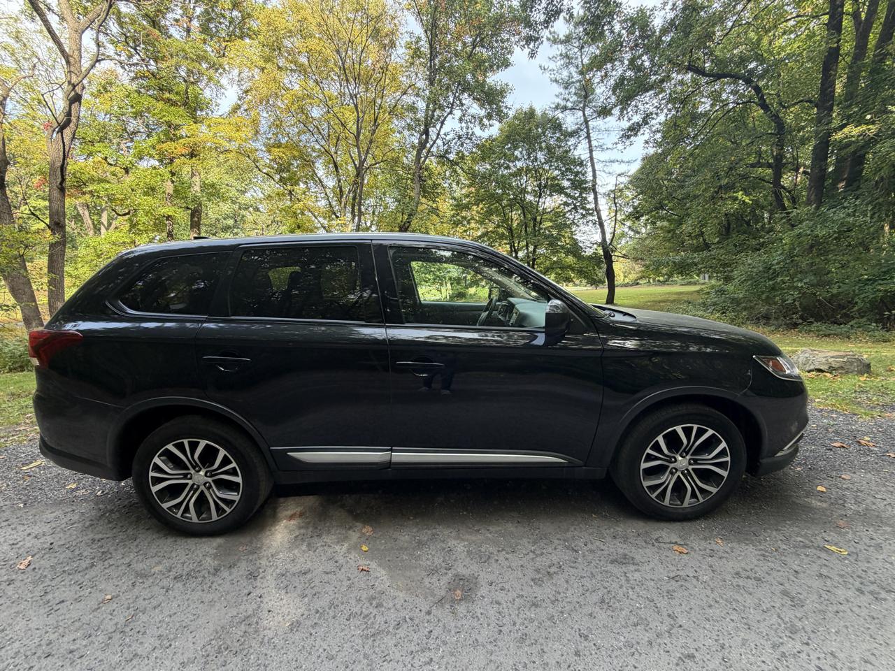 Mitsubishi Outlander SEL AWD 2018