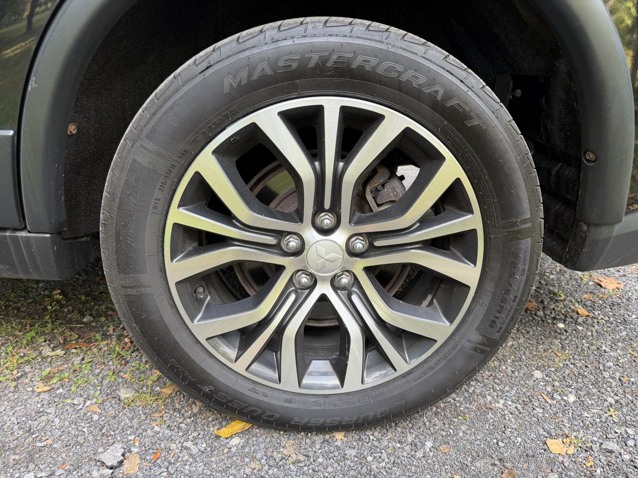 Mitsubishi Outlander SEL AWD 2018