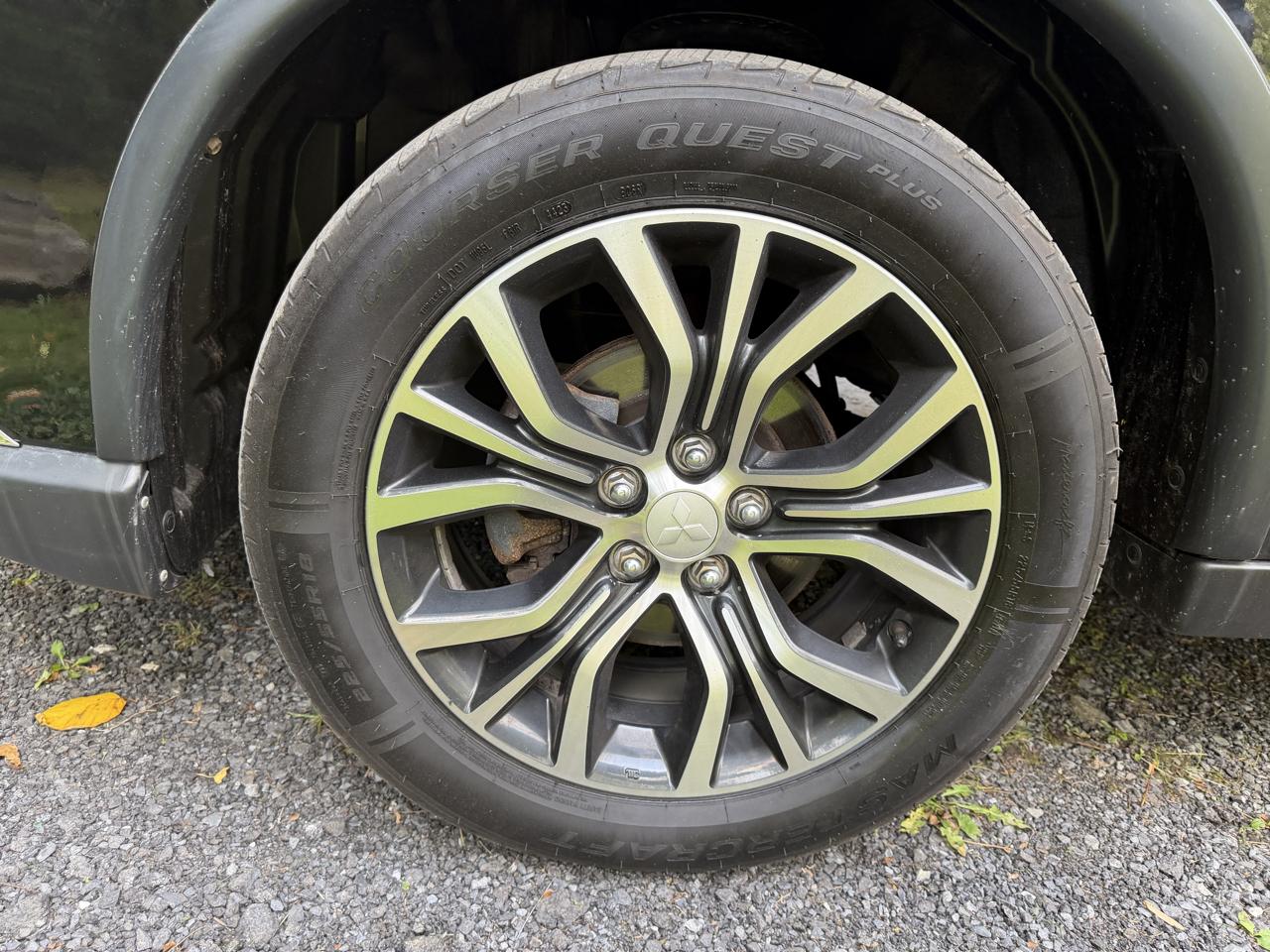 Mitsubishi Outlander SEL AWD 2018