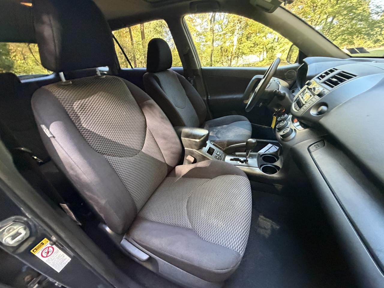 Toyota RAV4 Sport I4 4WD 2010