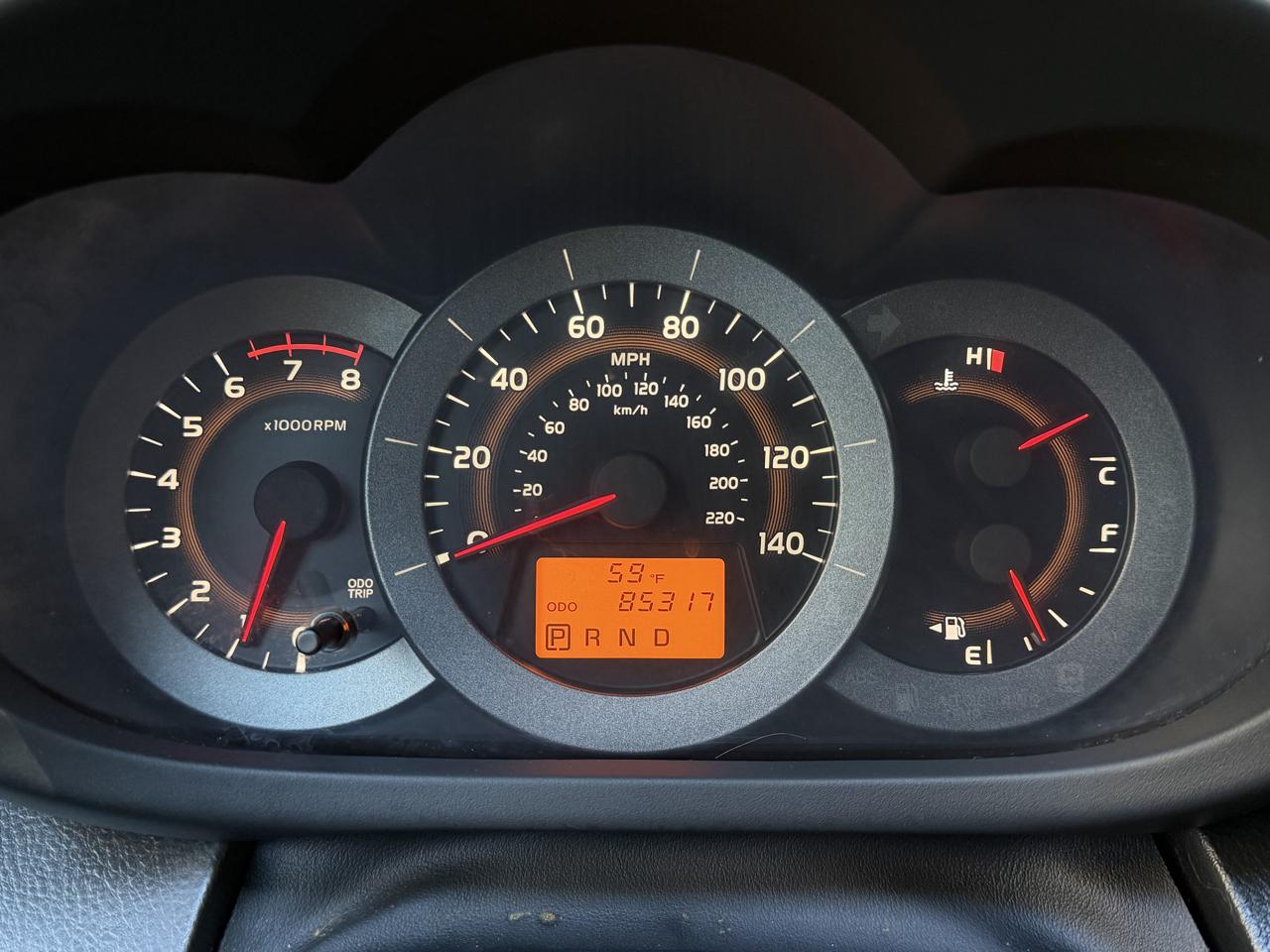 Toyota RAV4 Sport I4 4WD 2010