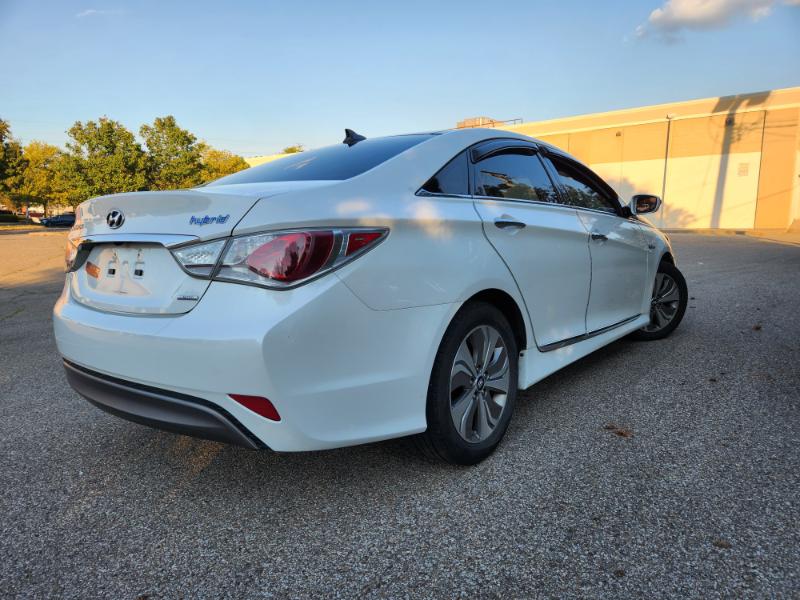 2015 Hyundai Sonata Hybrid Limited photo 3