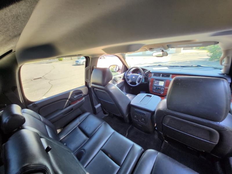 Chevrolet Avalanche LTZ 4WD 2012 Chevrolet Avalanche LTZ 4WD 2012