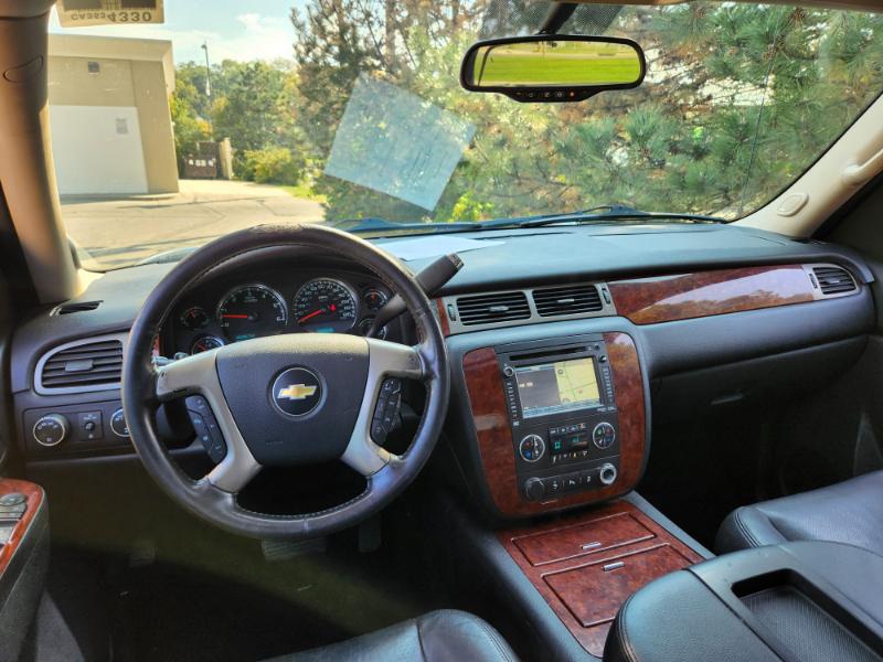 Chevrolet Avalanche LTZ 4WD 2012 Chevrolet Avalanche LTZ 4WD 2012