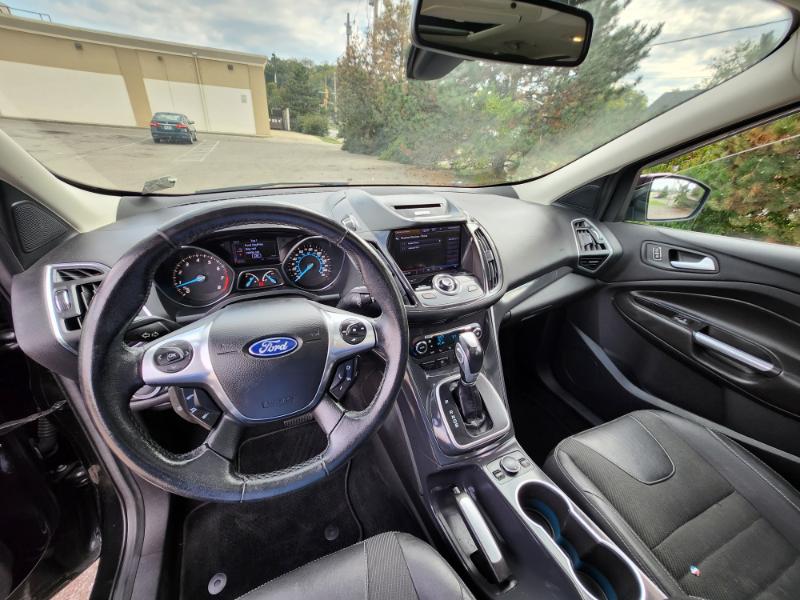 Ford Escape Titanium 4WD 2013 Ford Escape Titanium 4WD 2013