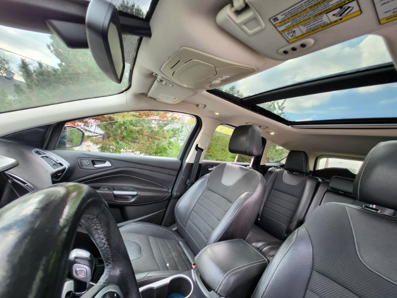 Ford Escape Titanium 4WD 2013 Ford Escape Titanium 4WD 2013