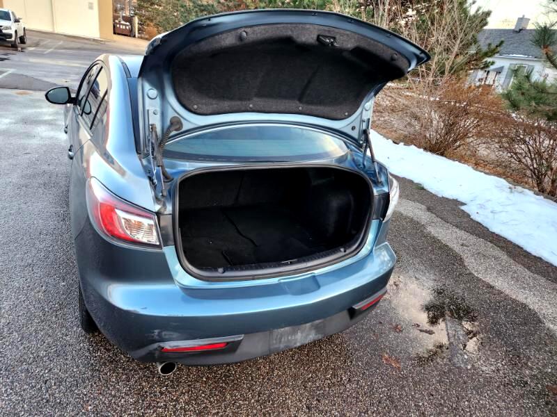 Mazda MAZDA3 i Touring 4-door 2010