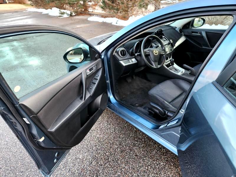 Mazda MAZDA3 i Touring 4-door 2010