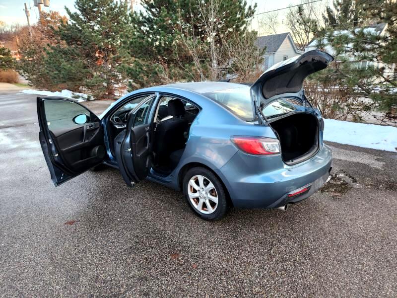 Mazda MAZDA3 i Touring 4-door 2010
