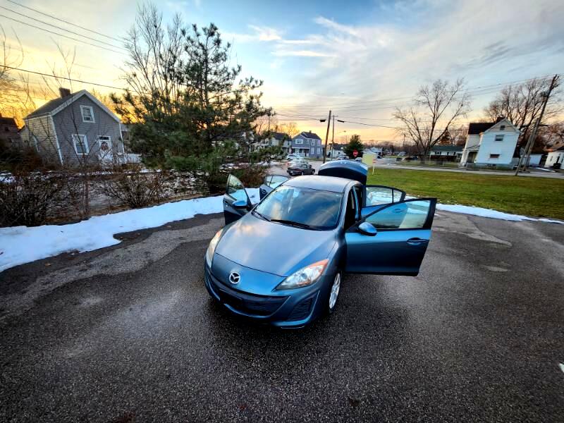 Mazda MAZDA3 i Touring 4-door 2010