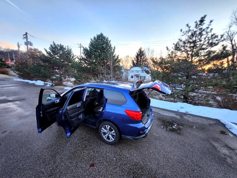 Nissan Pathfinder Platinum 4WD 2017