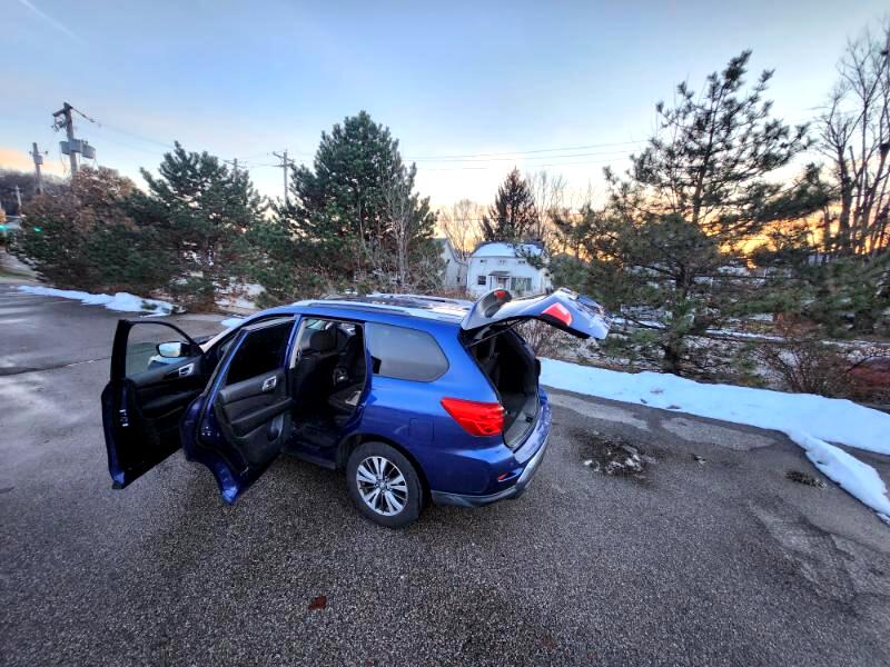Nissan Pathfinder Platinum 4WD 2017