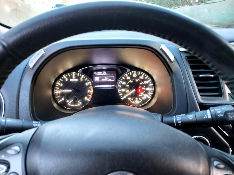 Nissan Pathfinder Platinum 4WD 2017