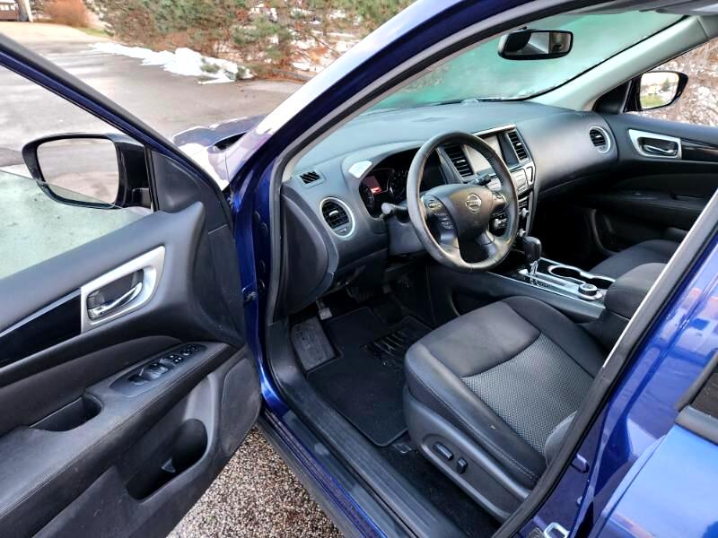 Nissan Pathfinder Platinum 4WD 2017