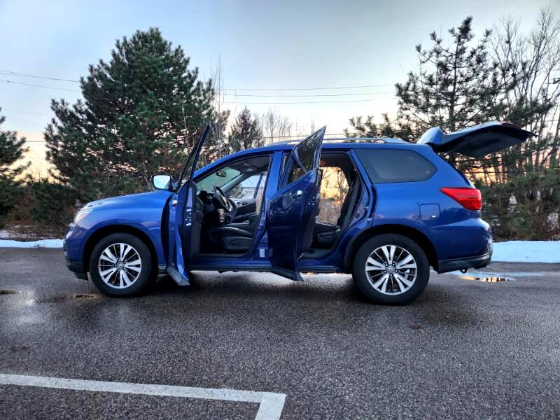 Nissan Pathfinder Platinum 4WD 2017