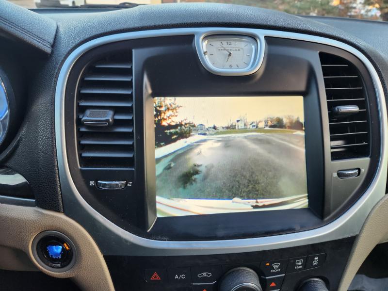 Chrysler 300 RWD 2013