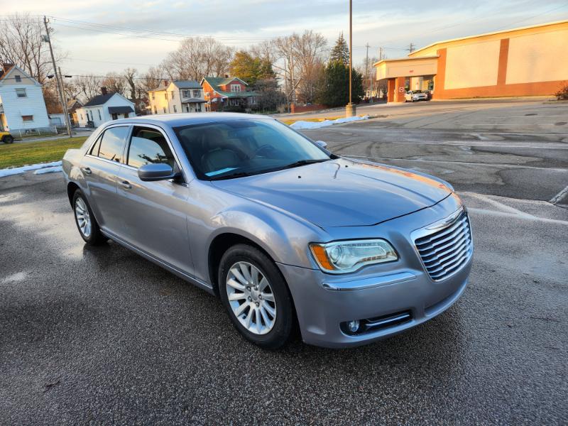 Chrysler 300 RWD 2013