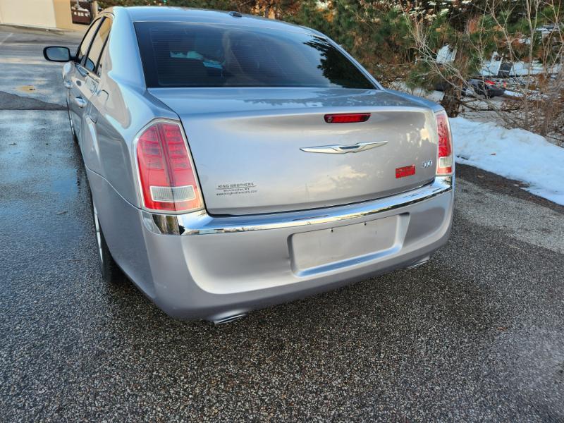 Chrysler 300 RWD 2013