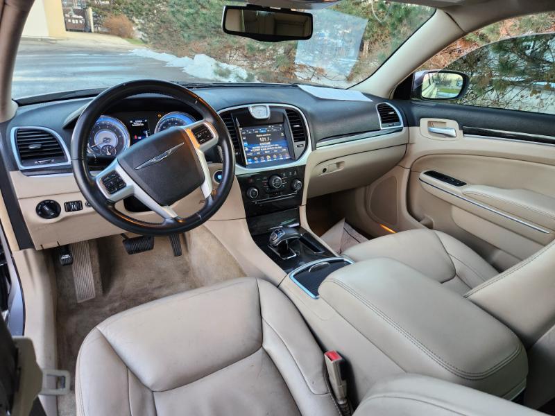 Chrysler 300 RWD 2013