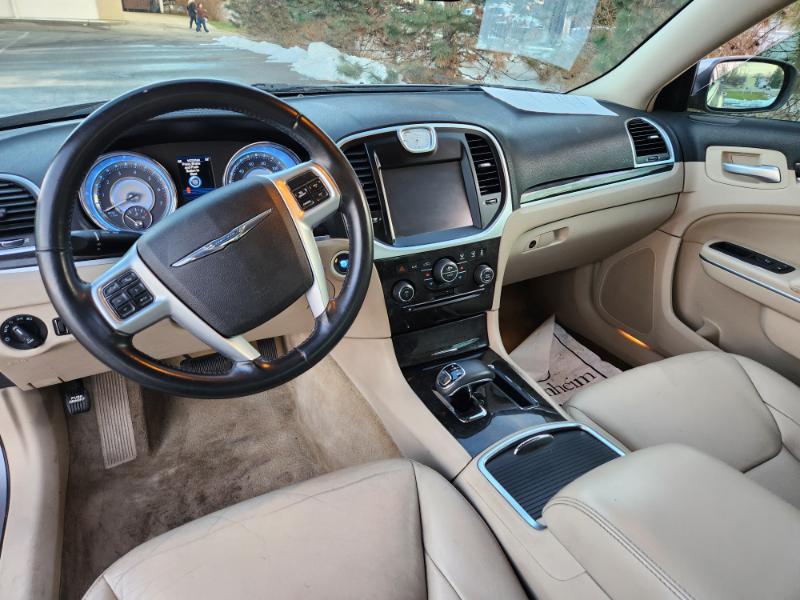 Chrysler 300 RWD 2013