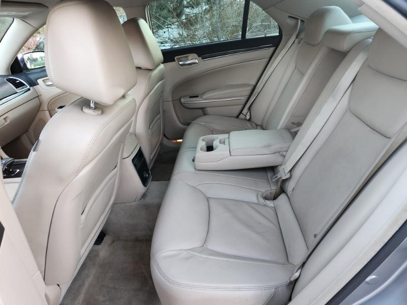 Chrysler 300 RWD 2013