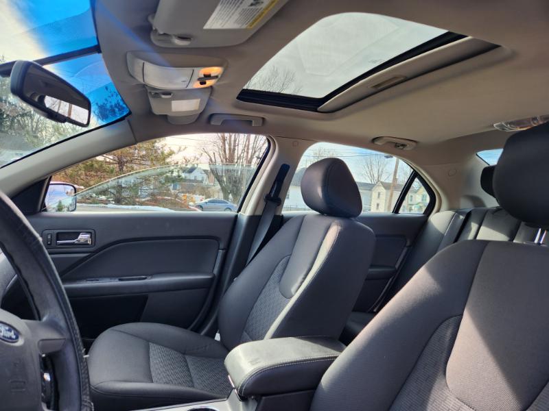 Ford Fusion I4 SE 2011