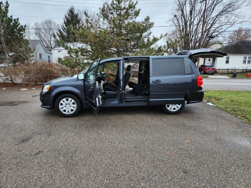 Dodge Grand Caravan SE 2017