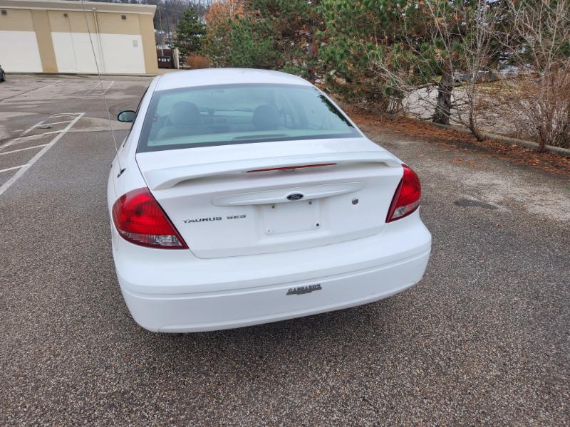 Ford Taurus SES Duratec 2004