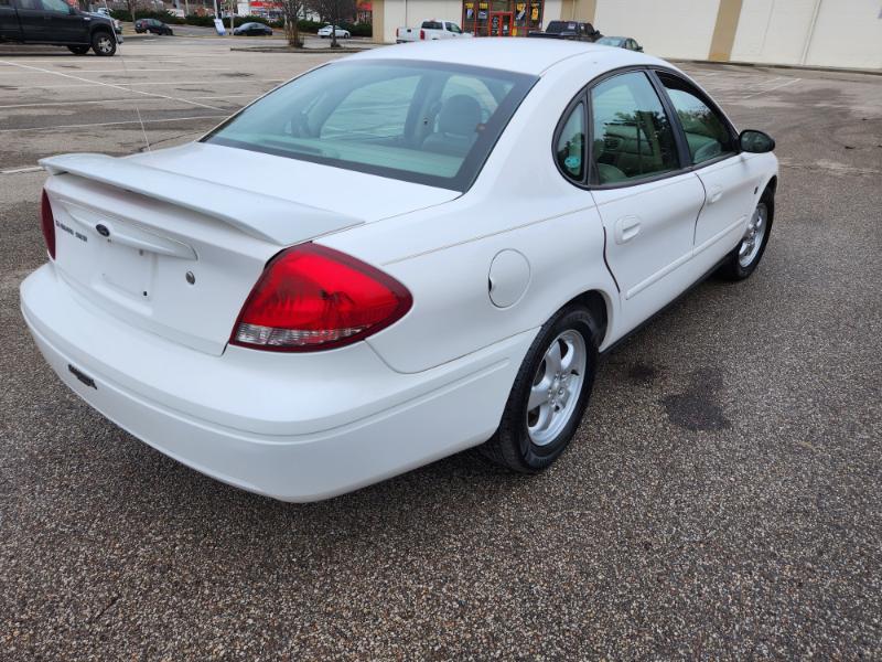 Ford Taurus SES Duratec 2004